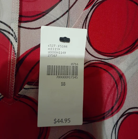 Lane Bryant sleeveless size 18 Top NWT - Picture 3 of 4